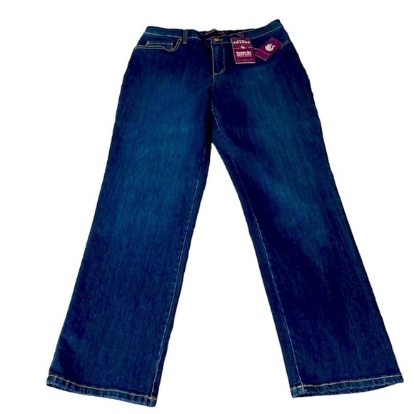 size 12 short taper leg Gloria Vanderbilt jeans - Picture 1 of 9